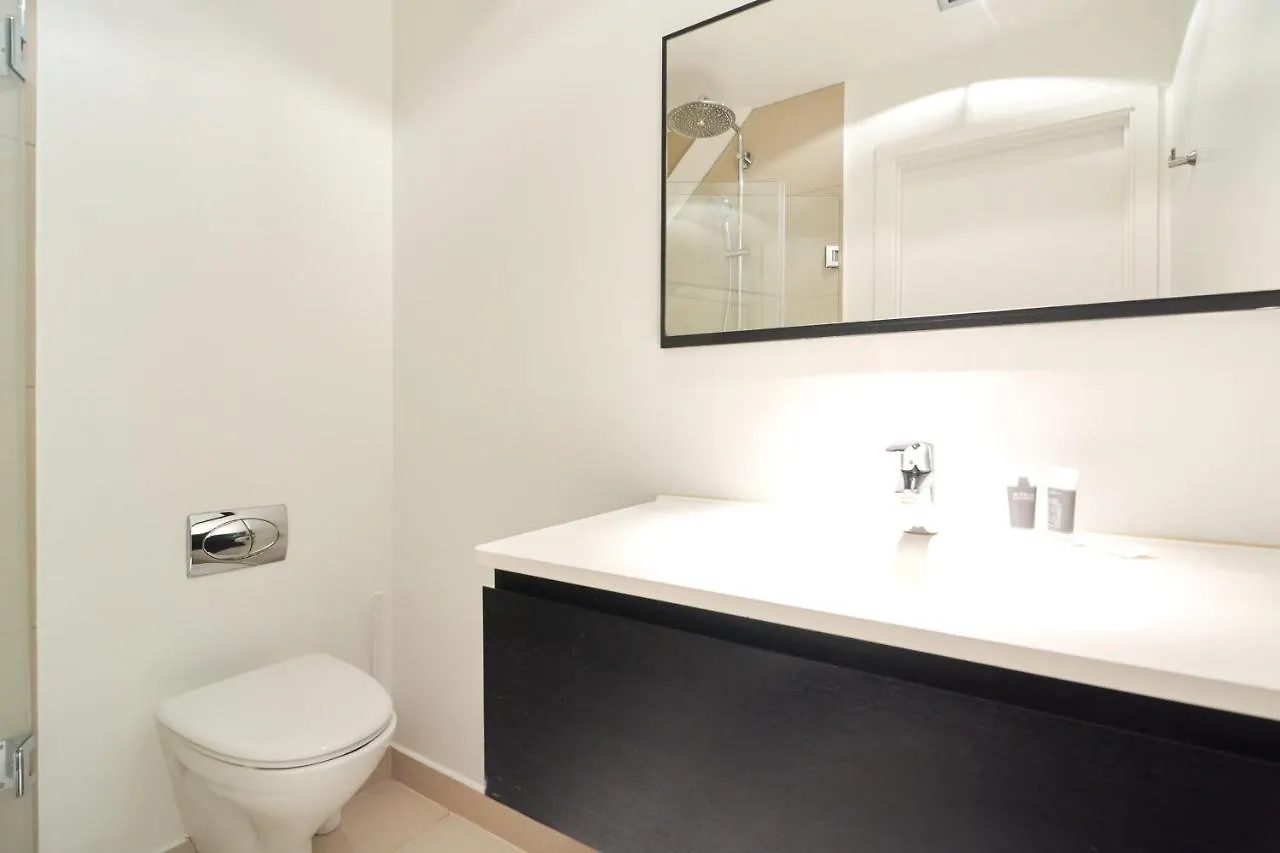 Spacious Apartment Centrally Located In Cph'S Old Town كوبنهاجن