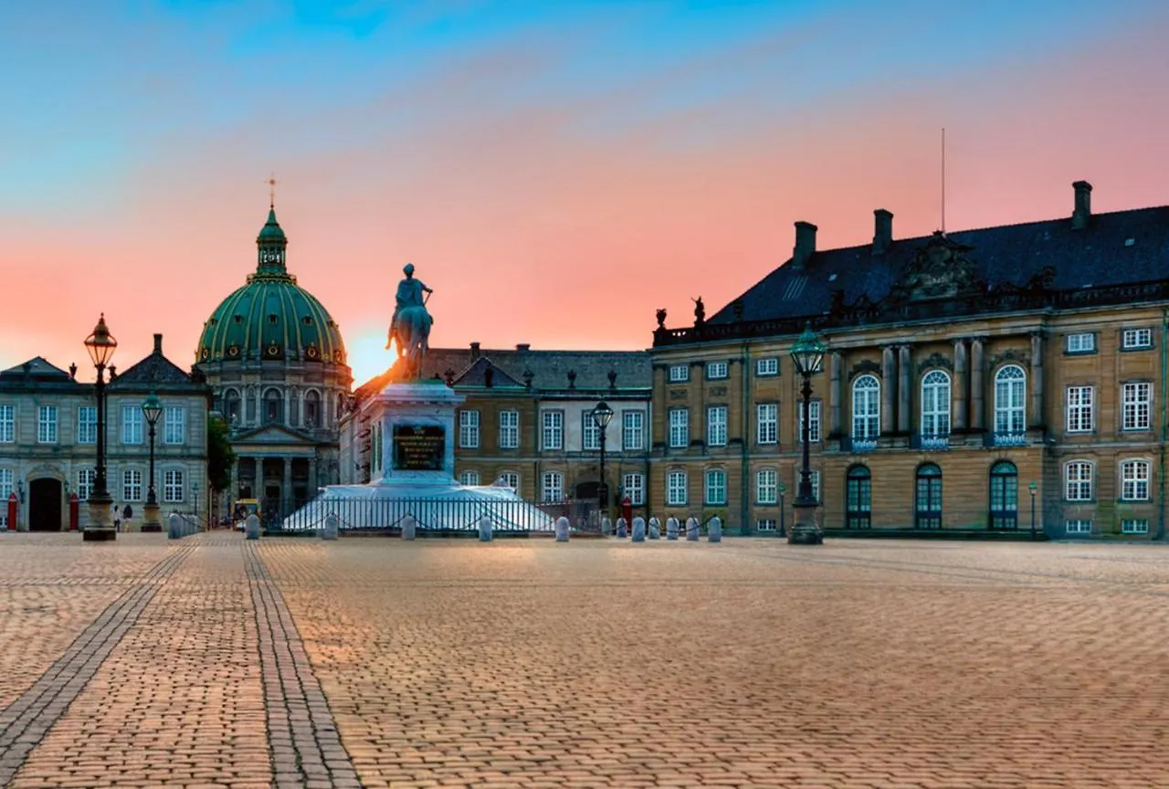 Spacious Apartment Centrally Located In Cph'S Old Town كوبنهاجن 0*,  الدنمارك