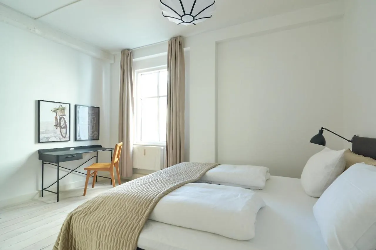 Spacious Apartment Centrally Located In Cph'S Old Town كوبنهاجن